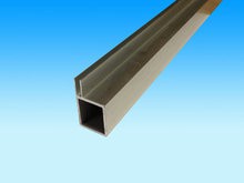 Aluminium koker bruut  20 x 20 x 1.5 mm met 1 flens mm € 3,00 per meter